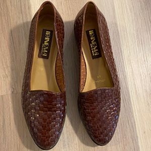 VINTAGE BROWN WOVEN LOAFERS